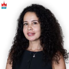 Степанова Юлия